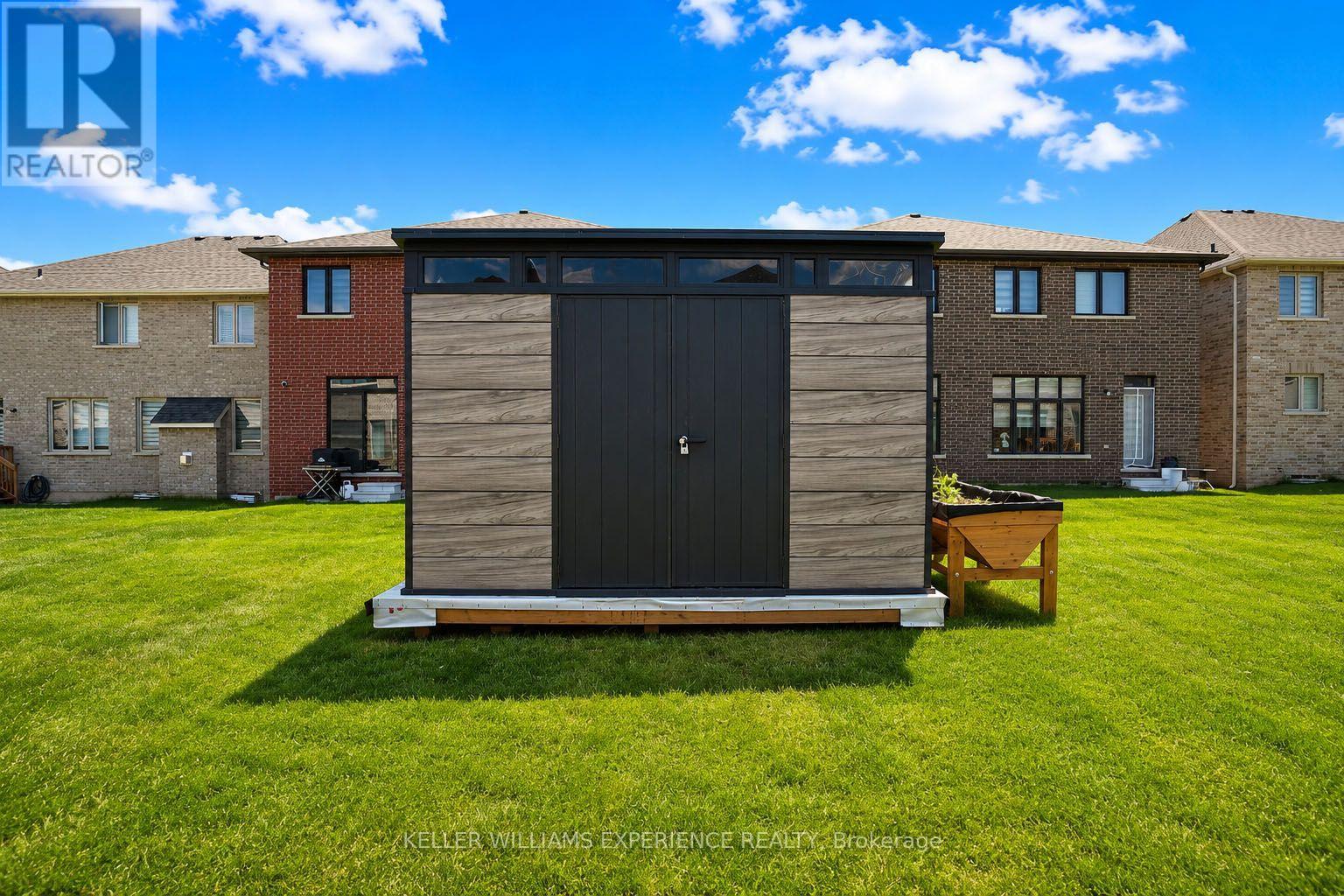 1329 DAVIS LOOP - 29