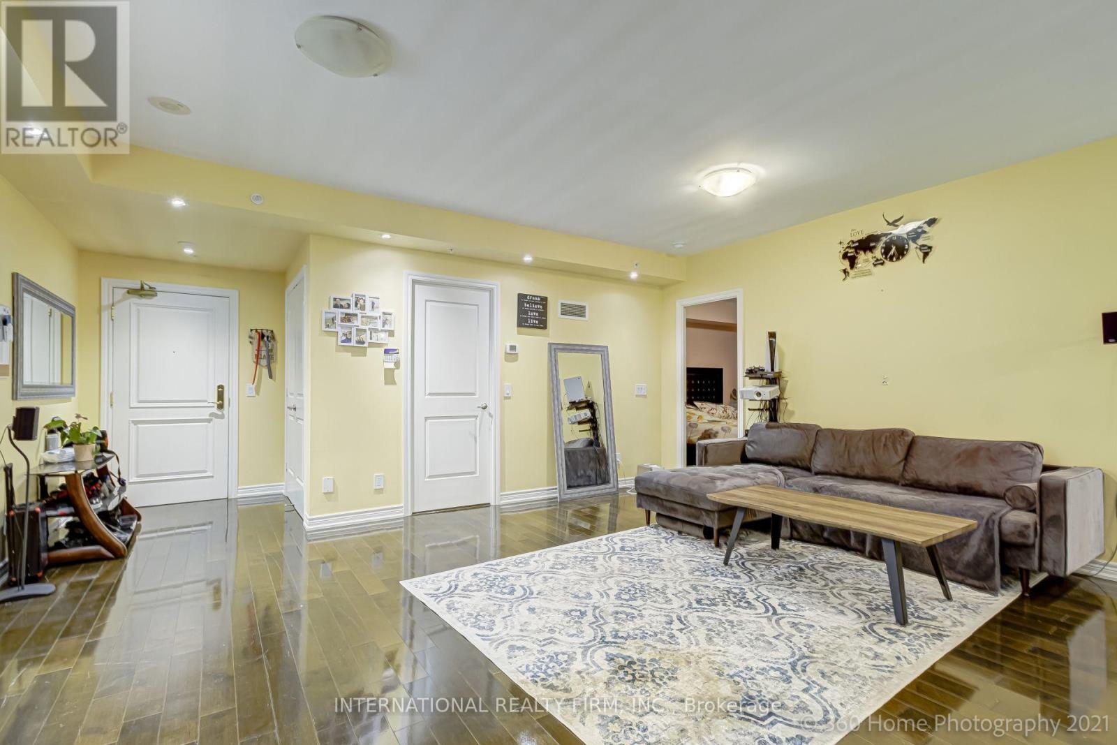 #1105 9255 JANE STREET - 4