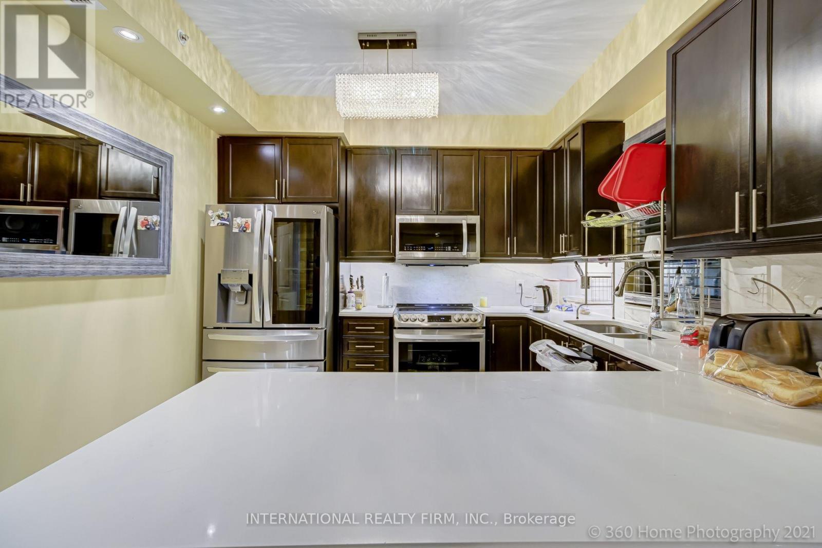 #1105 9255 JANE STREET - 8