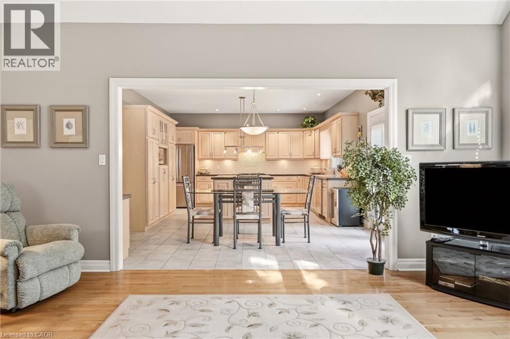 53 ROCKCLIFFE Road - Image 12