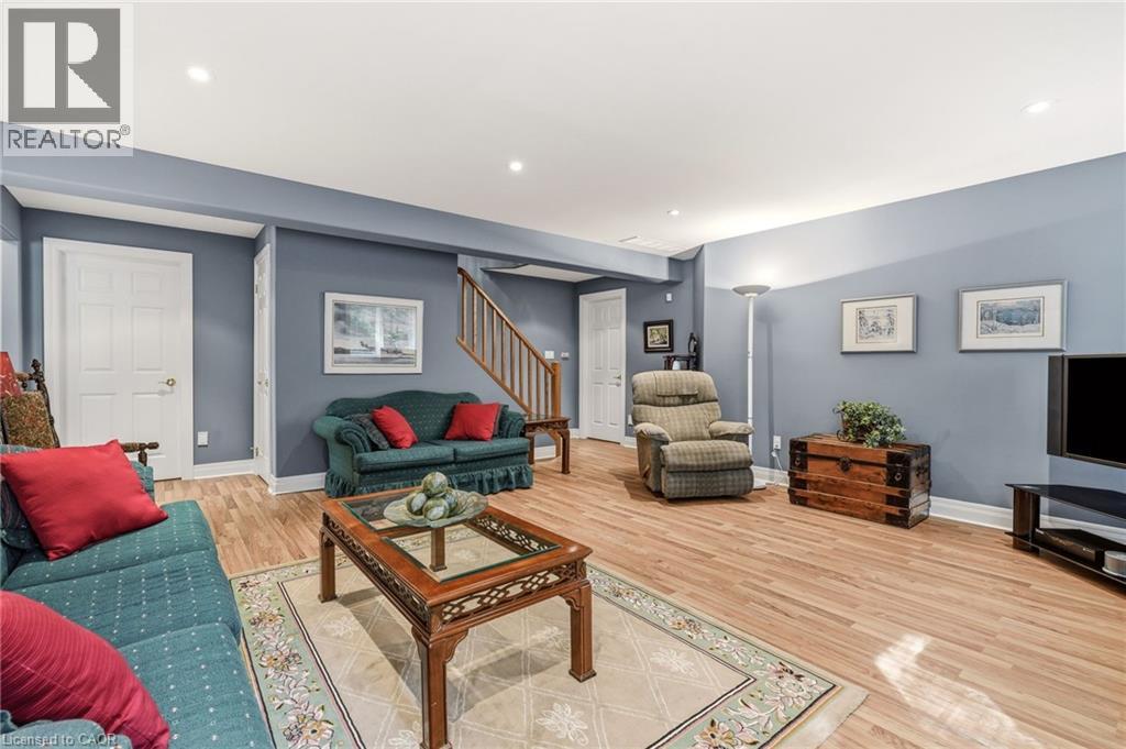 53 ROCKCLIFFE Road - 35