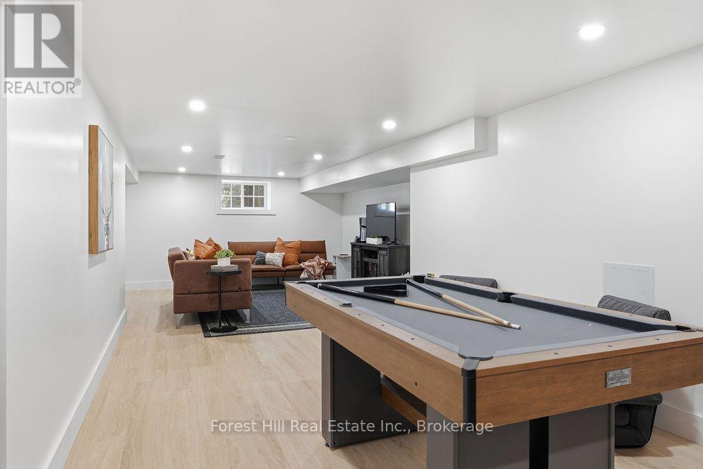 415 WELLINGTON STREET - Image 21
