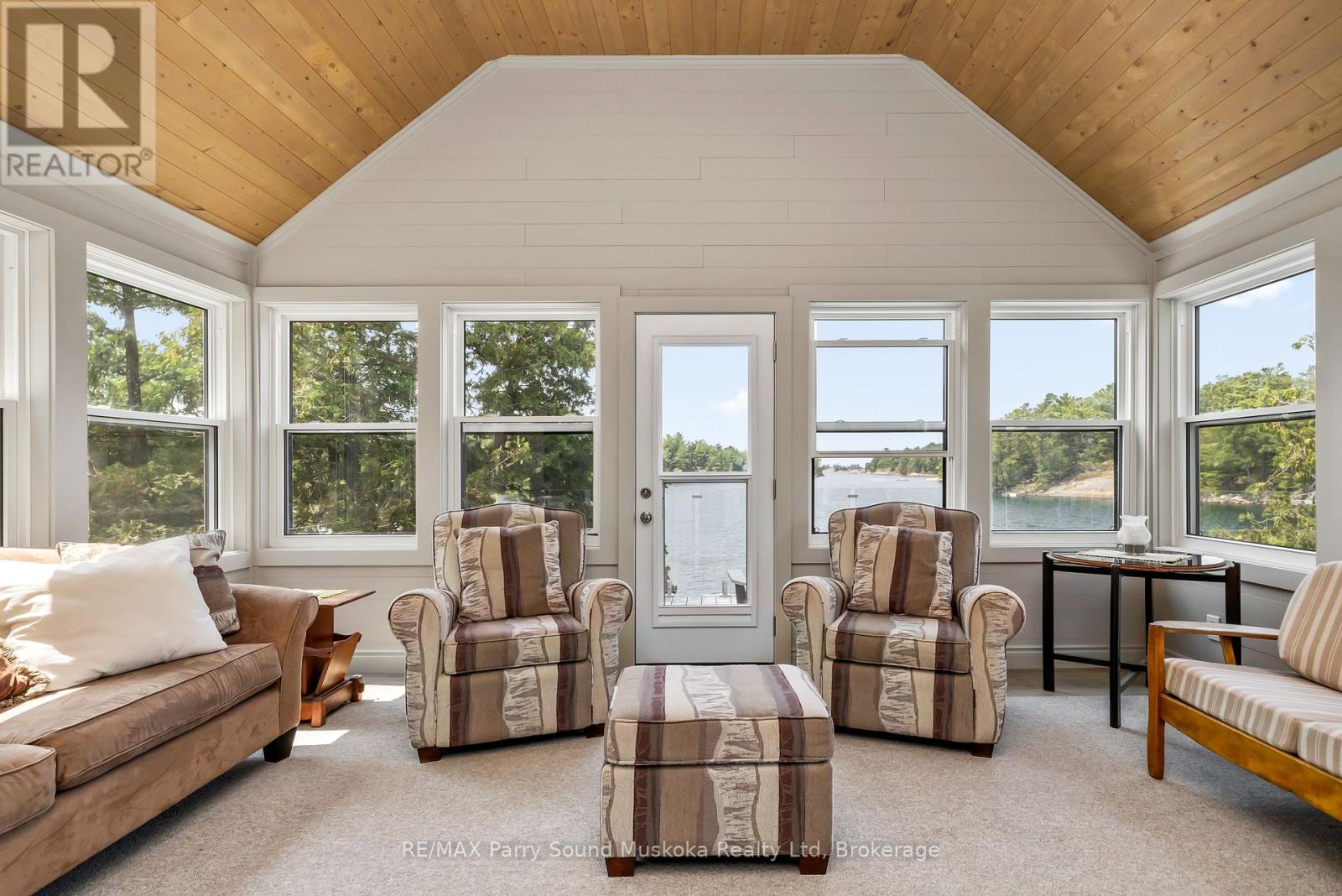 (LAKESIDE & BLUEBERRY PT) - 2 A258 ISLAND - 30