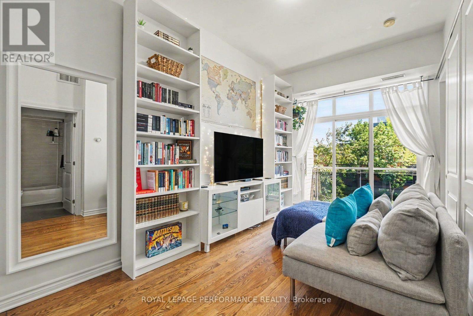 208 – 682 CHURCHILL AVENUE N, Ottawa. Luxury613. By Peter Sagos - Image 5