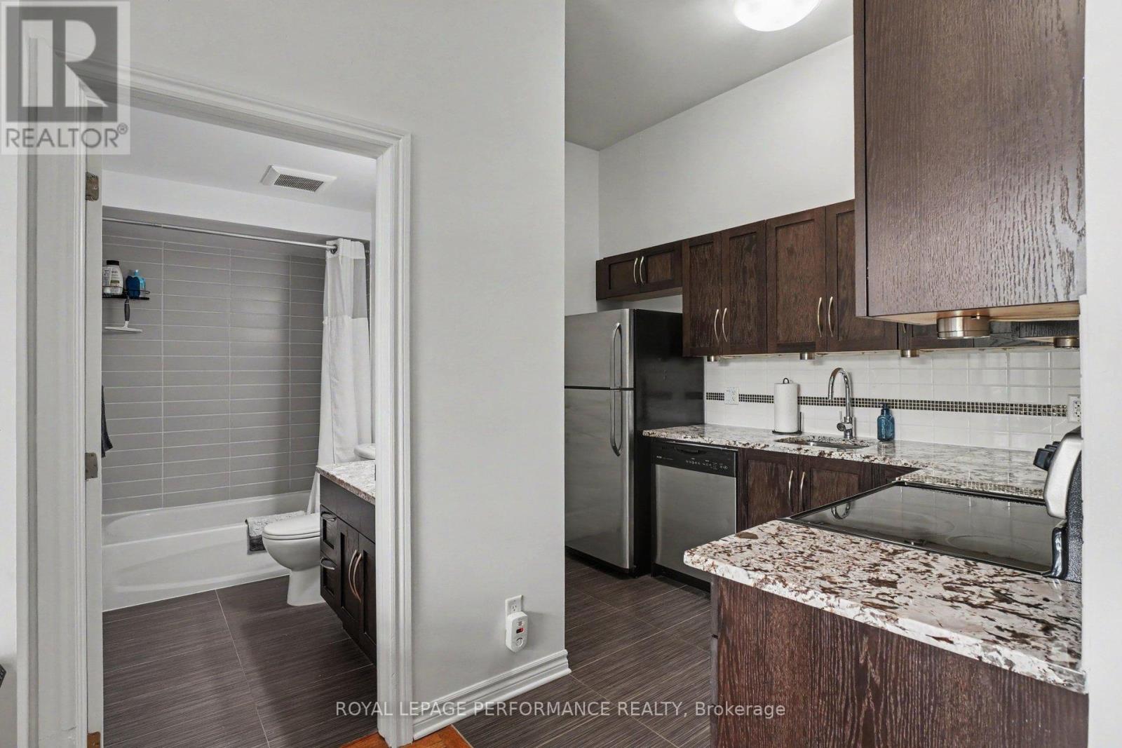 208 – 682 CHURCHILL AVENUE N, Ottawa. Luxury613. By Peter Sagos - Image 9