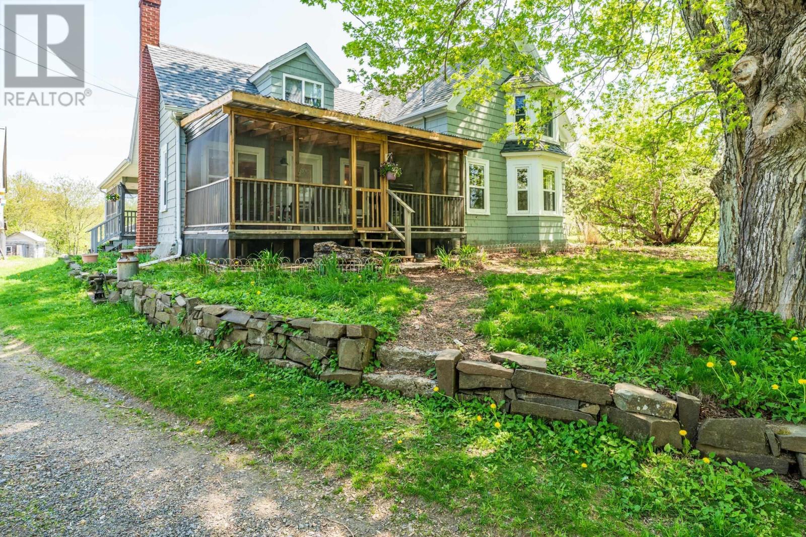1313 Clementsport Road - 2