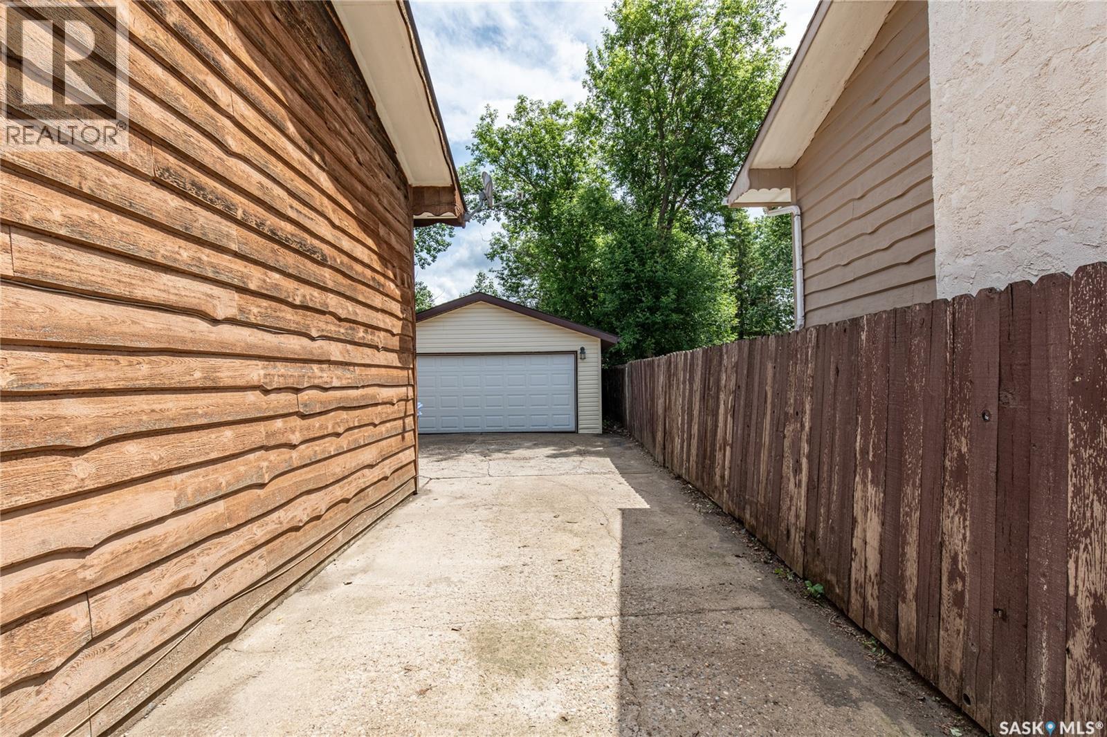 17 Blue Sage DRIVE - 60