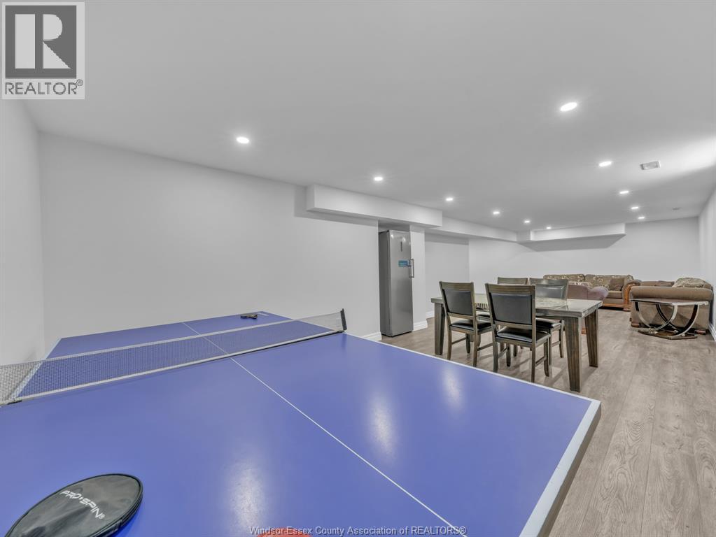 157 TOWNSVIEW - Image 25