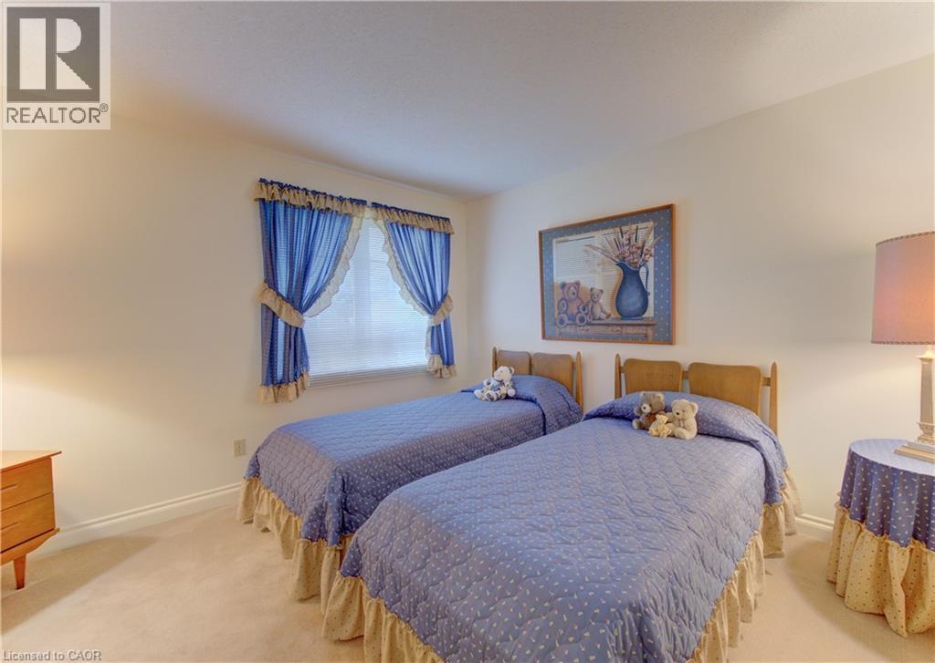 298 ROXTON Drive - 20