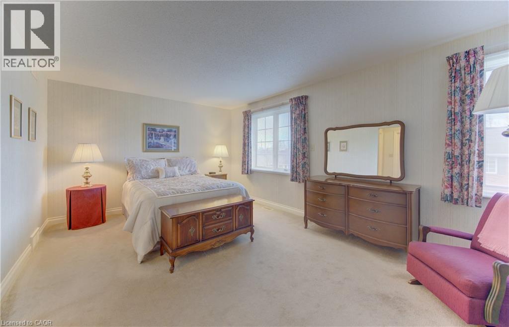 298 ROXTON Drive - 17