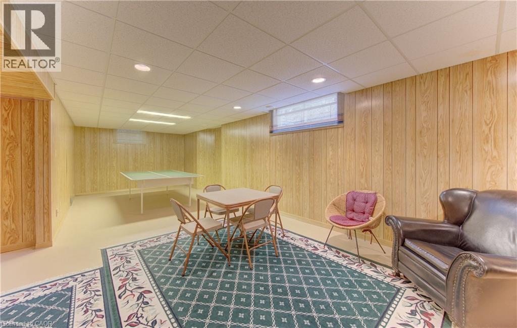 298 ROXTON Drive - 26