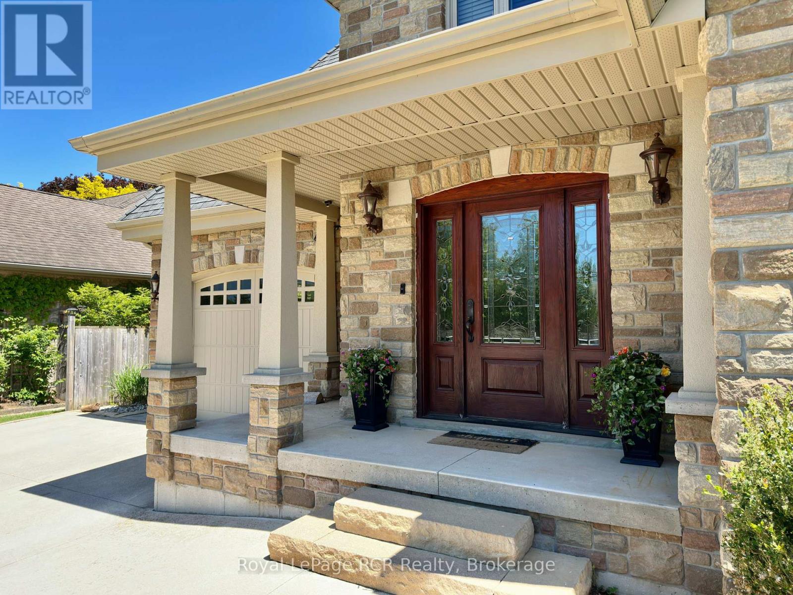241 4TH STREET CRESCENT - 4