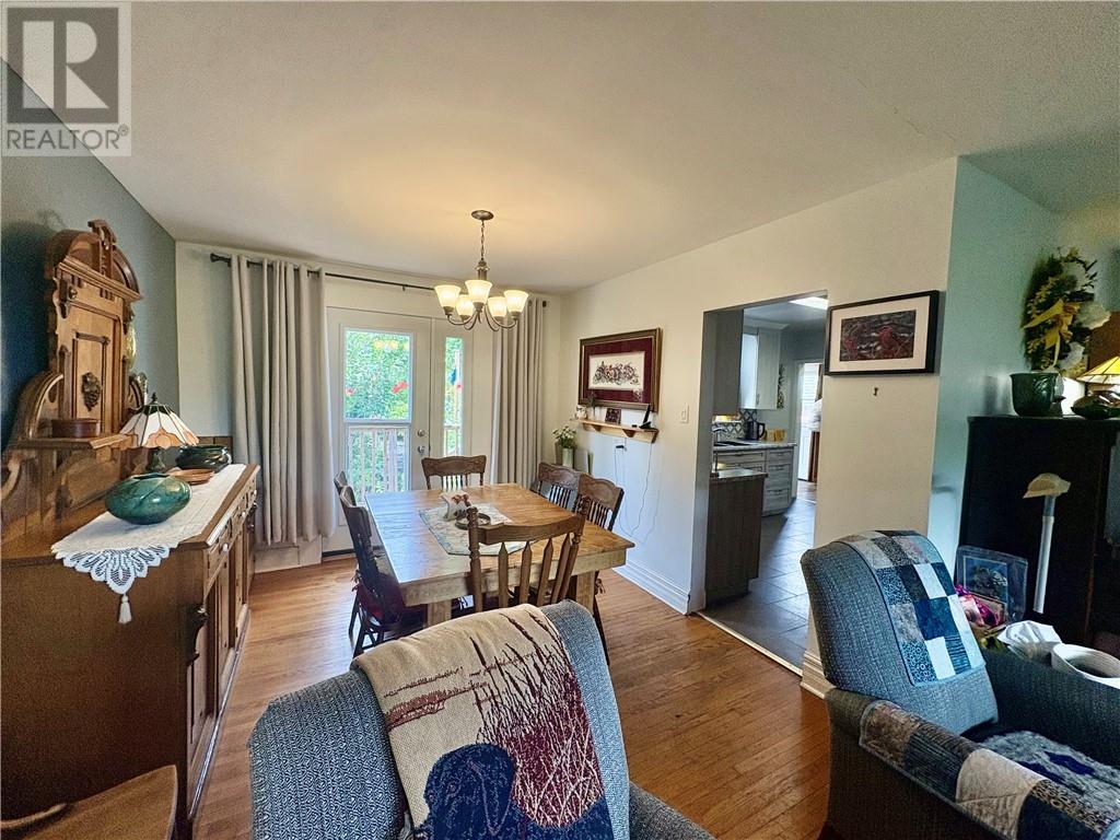 26 Kain Crescent - 27
