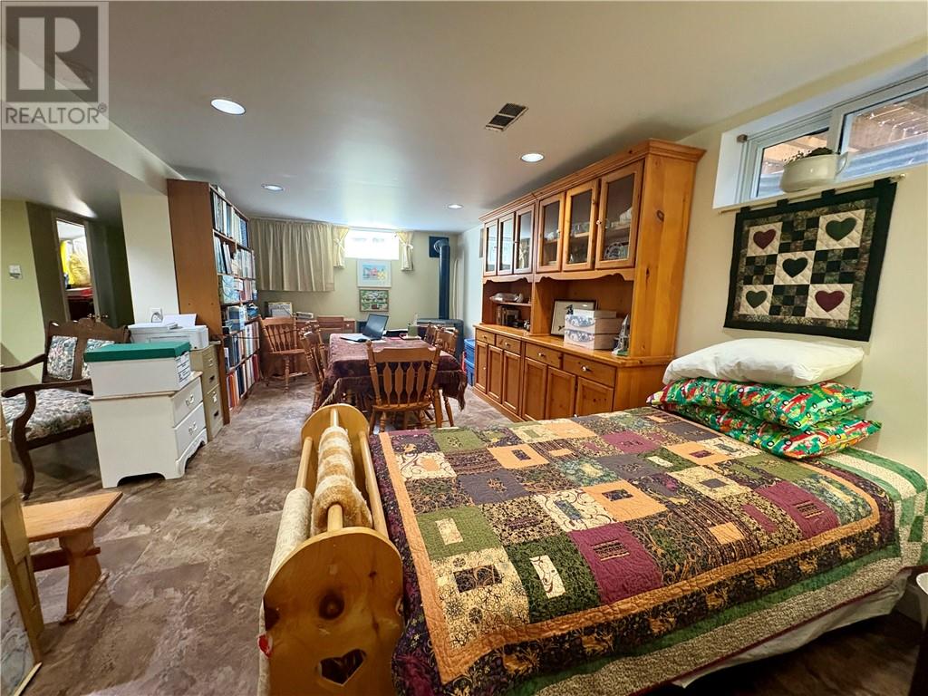26 Kain Crescent - 36