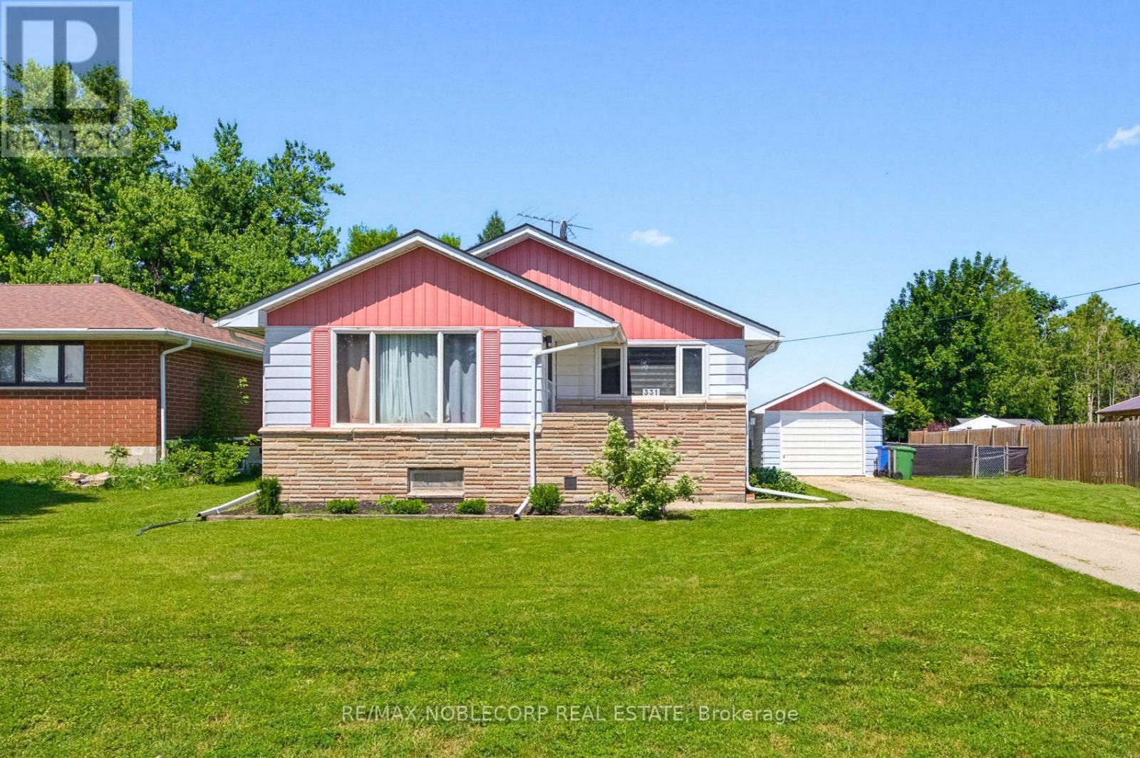 331 VICTORIA STREET W - 1