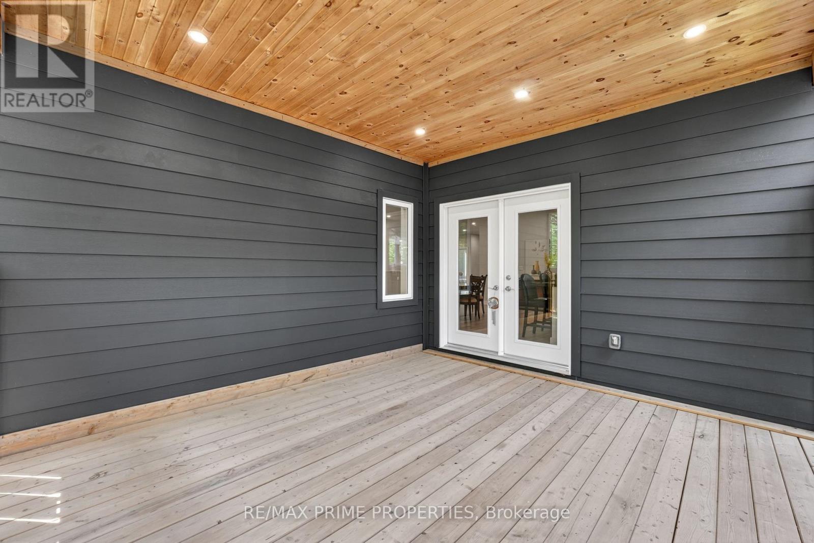 133 STANLEY ROAD - 24
