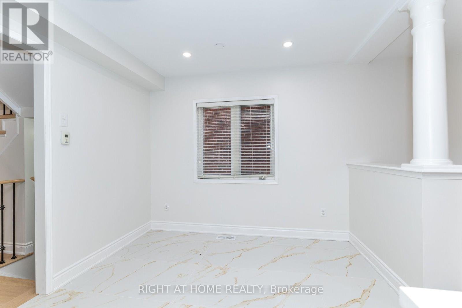 4694 THOMAS ALTON BOULEVARD - 17