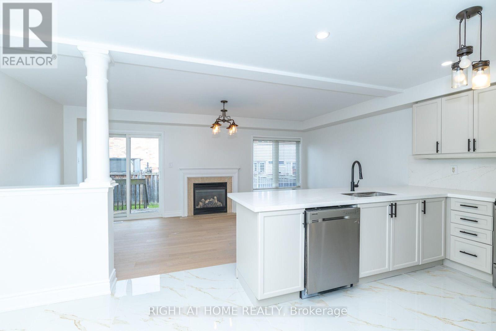 4694 THOMAS ALTON BOULEVARD - 12