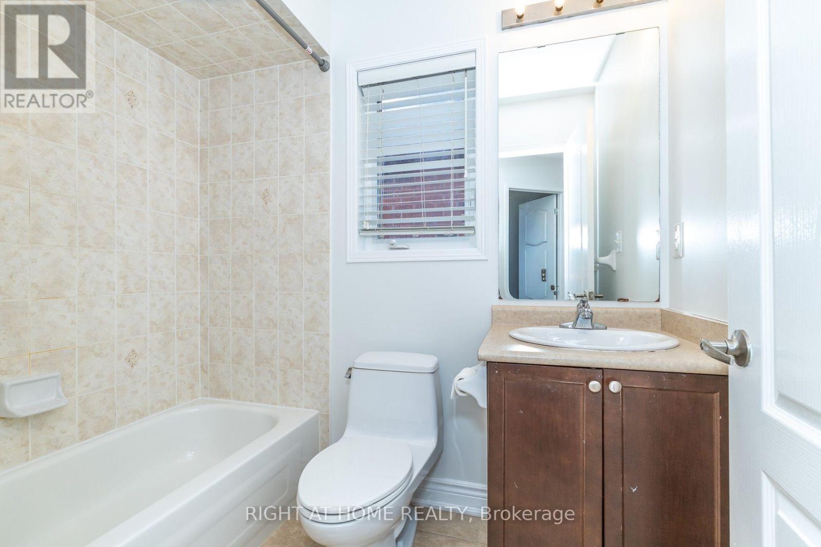 4694 THOMAS ALTON BOULEVARD - 34