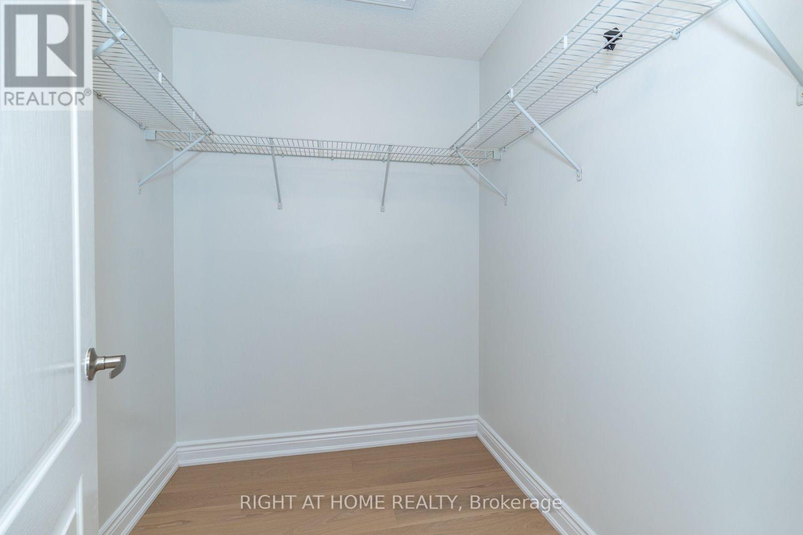 4694 THOMAS ALTON BOULEVARD - 29