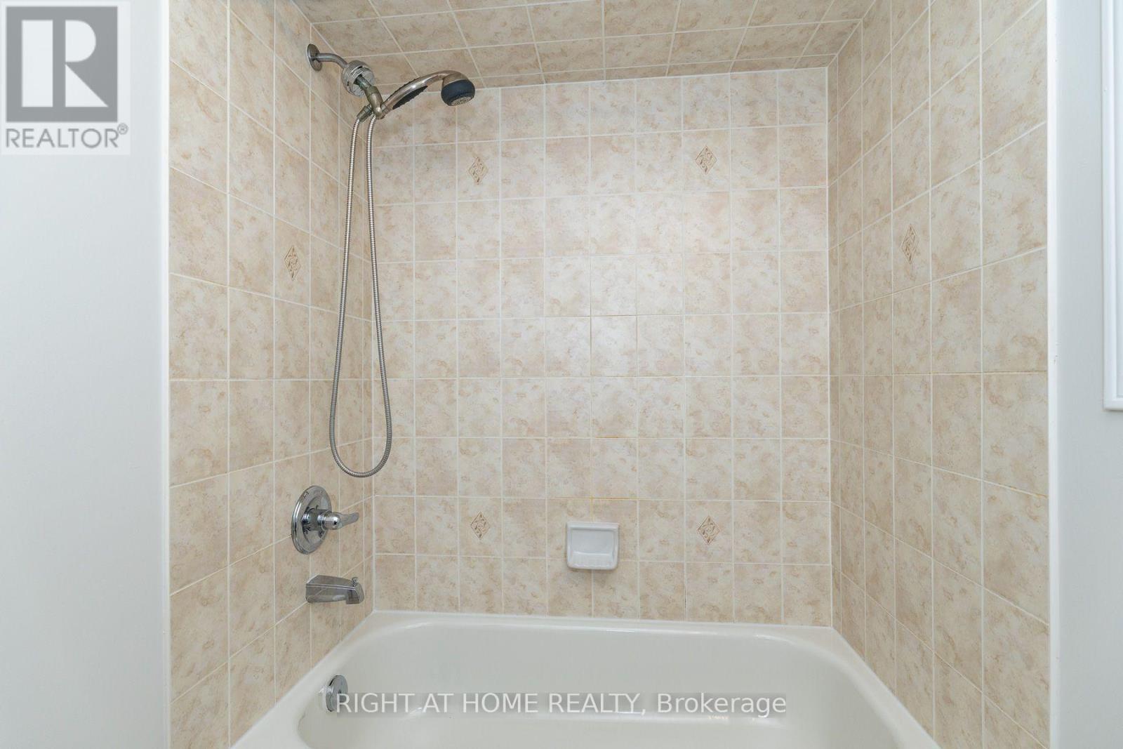 4694 THOMAS ALTON BOULEVARD - 35