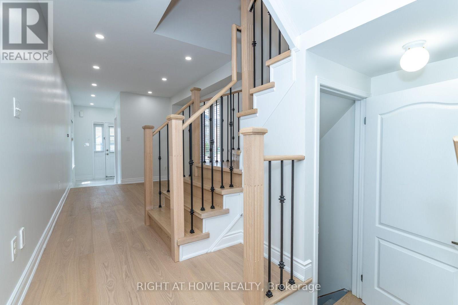 4694 THOMAS ALTON BOULEVARD - 38