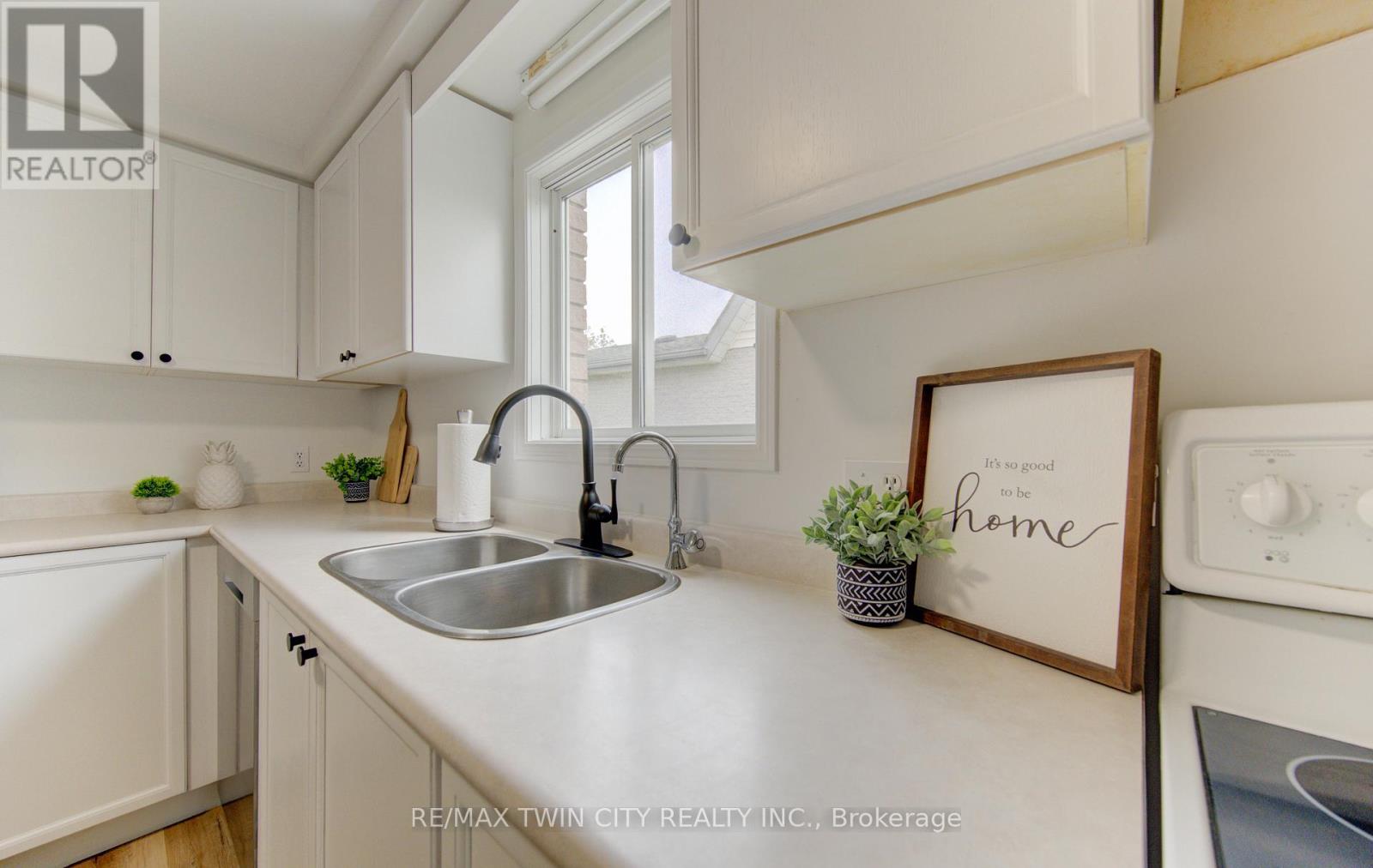 38 CASSIDY COURT - 6