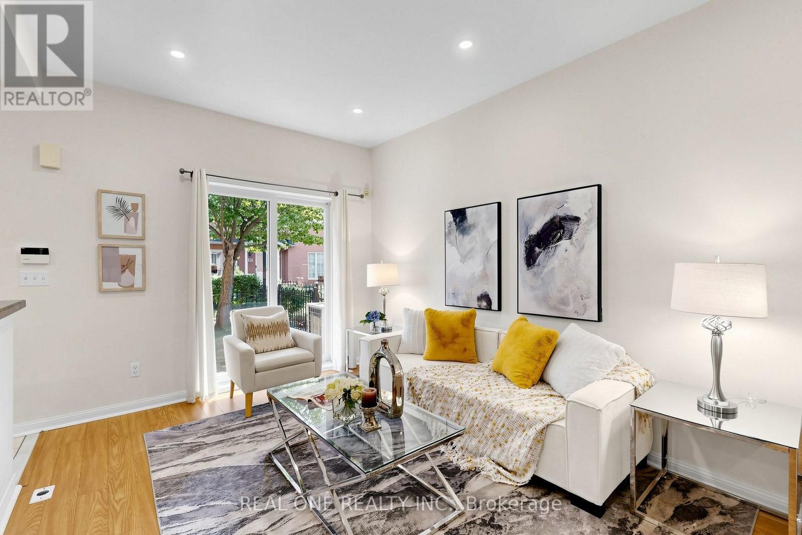 #6 12 ST MORITZ WAY - 1