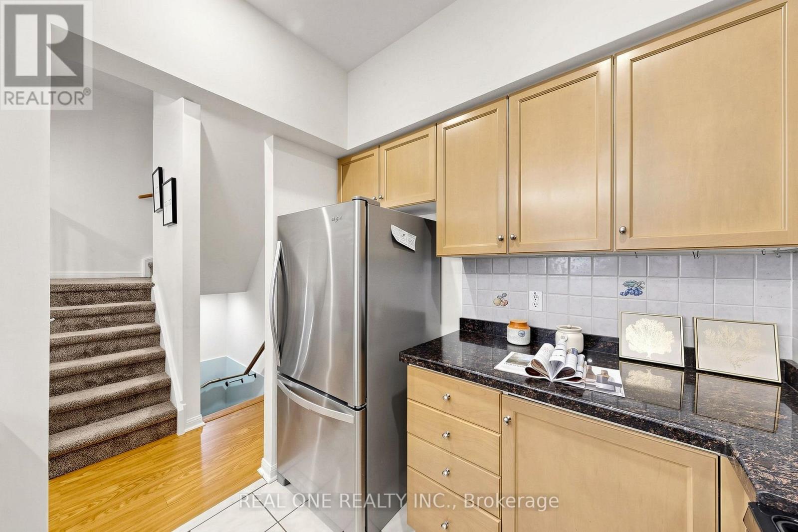 #6 12 ST MORITZ WAY - 16