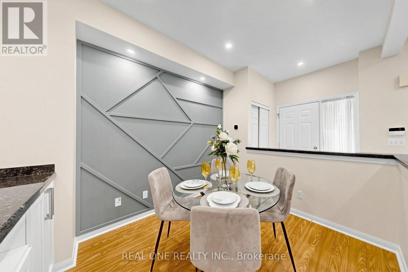 #6 12 ST MORITZ WAY - 10
