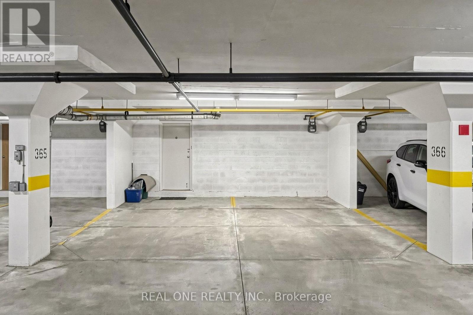 #6 12 ST MORITZ WAY - 41