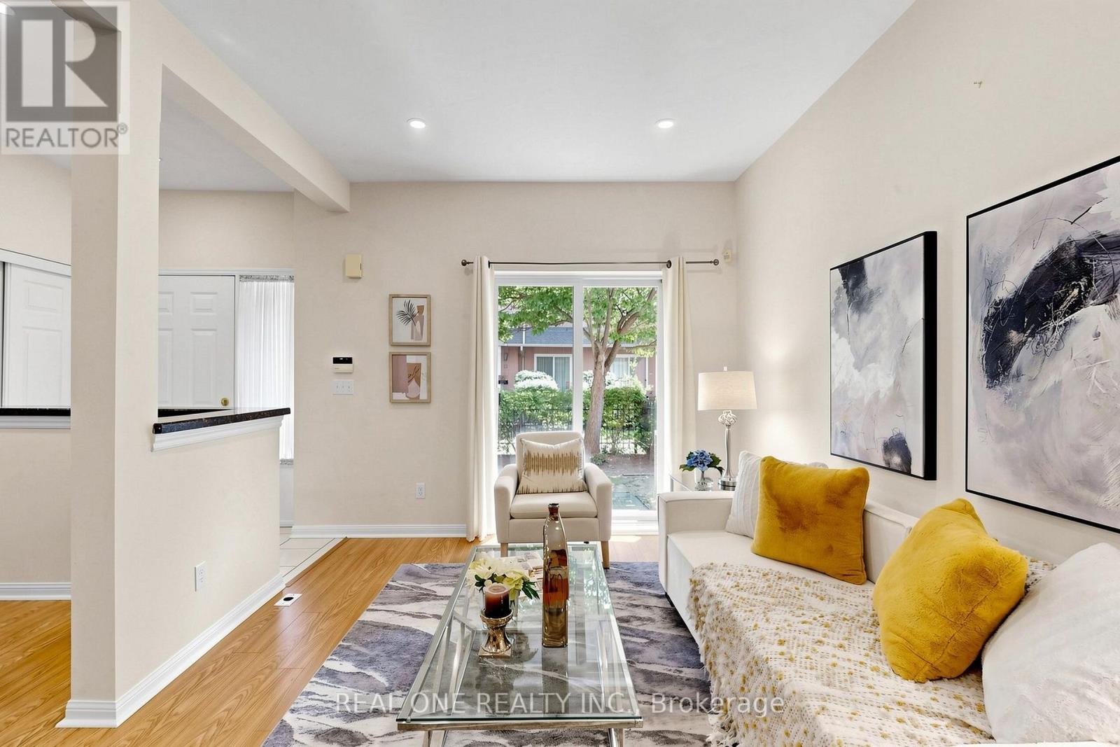 #6 12 ST MORITZ WAY - 6