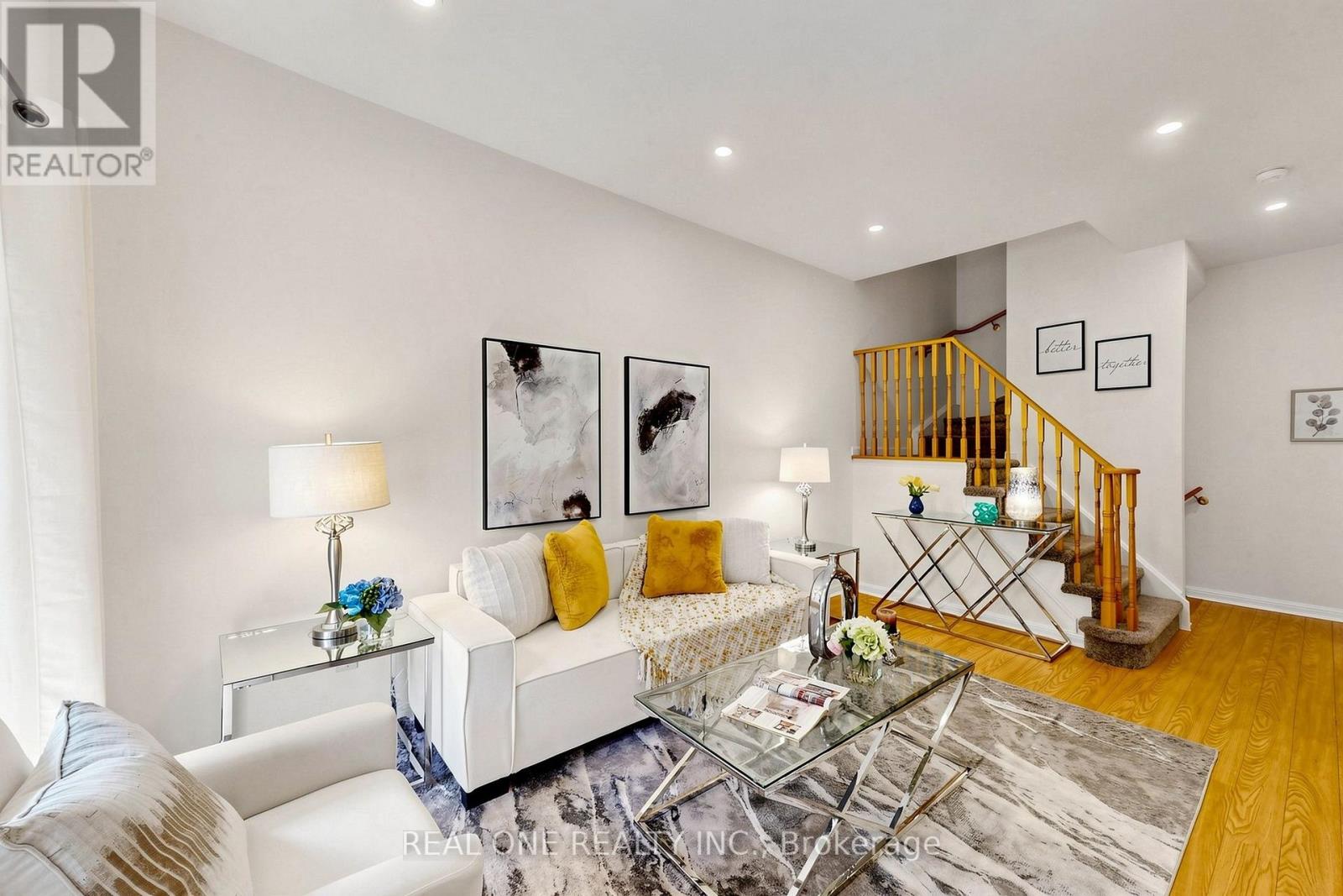 #6 12 ST MORITZ WAY - 8