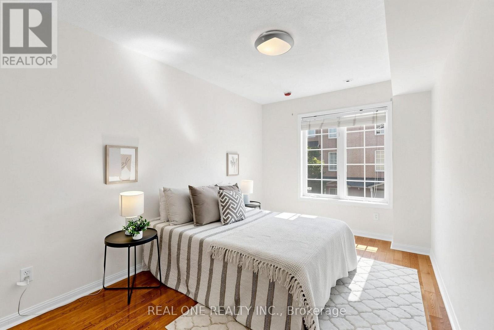 #6 12 ST MORITZ WAY - 26