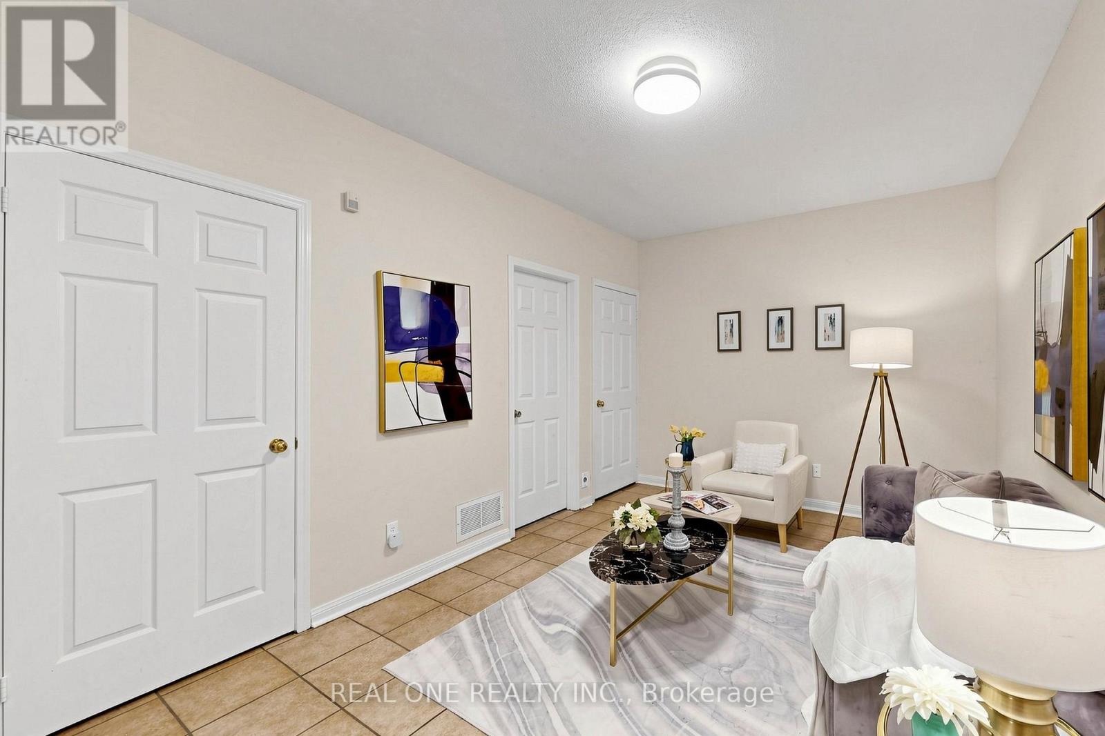#6 12 ST MORITZ WAY - 35