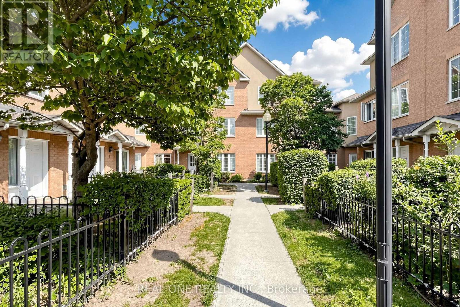 #6 12 ST MORITZ WAY - 3
