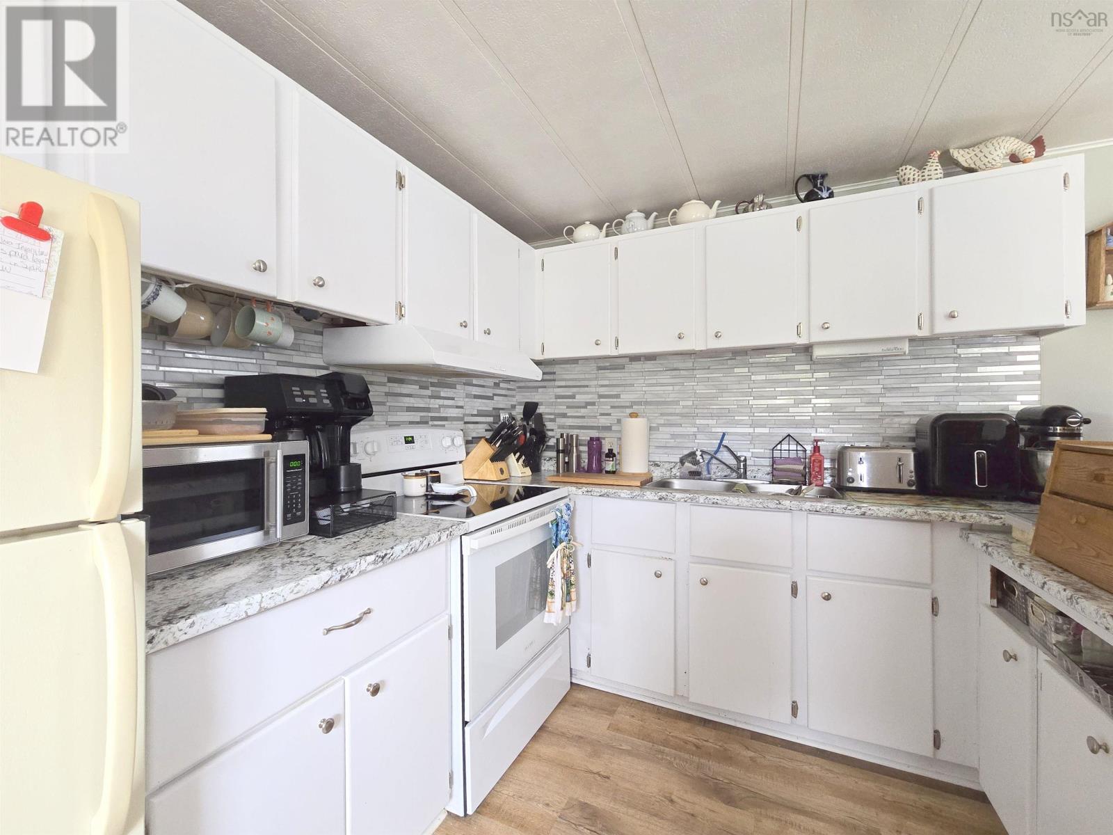 5 Birch Court - 5