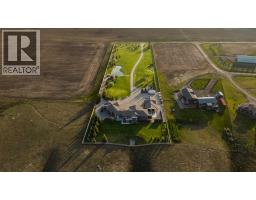 Dining room - #2 Hill Drive, 213026 Twp Rd 70, Welling, AB T0K2N0 Photo 6