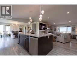Bedroom - #2 Hill Drive, 213026 Twp Rd 70, Welling, AB T0K2N0 Photo 14