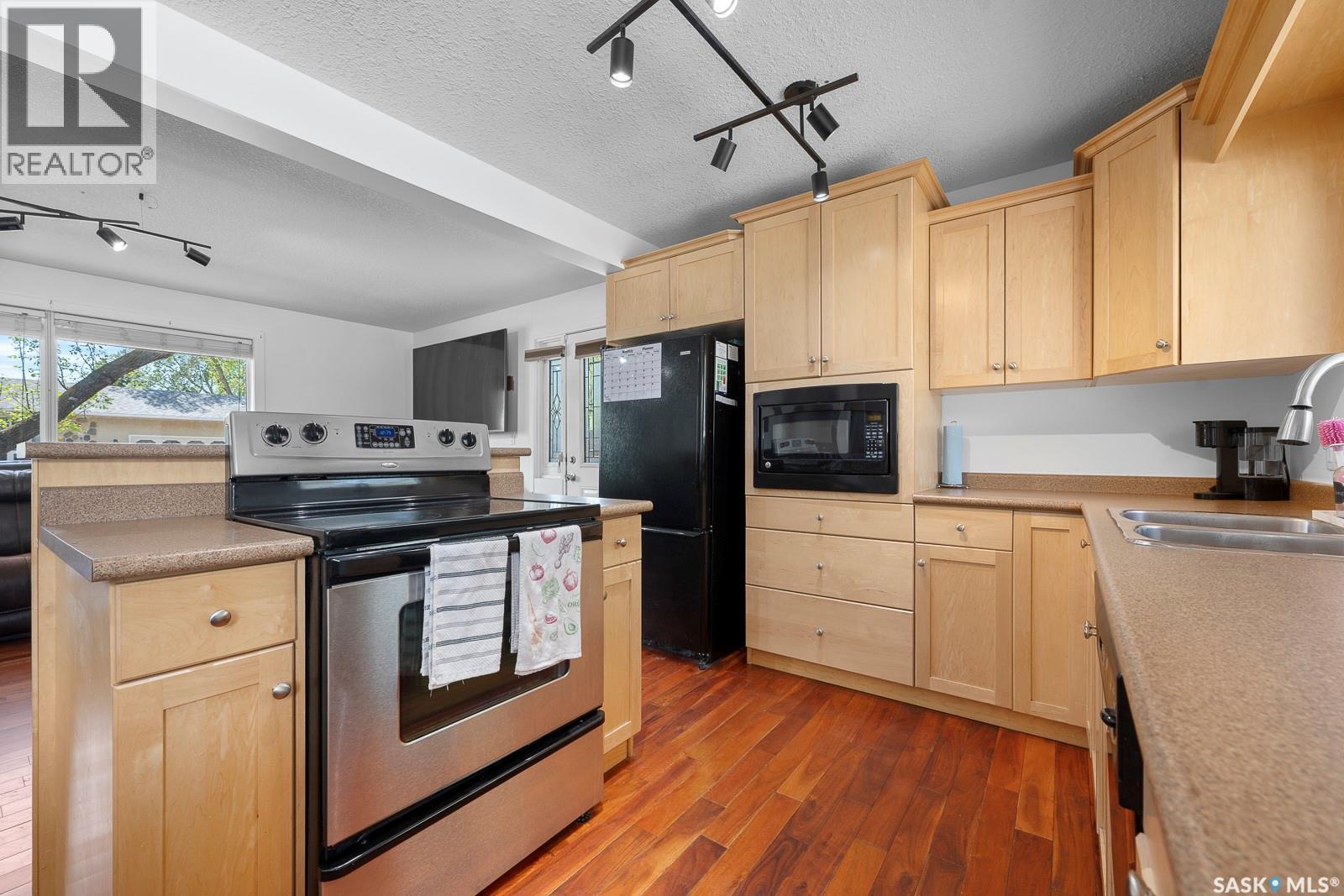 2 PLEASANTVIEW BAY - 10
