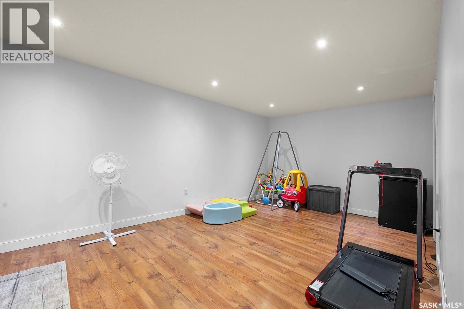 2 PLEASANTVIEW BAY - 21