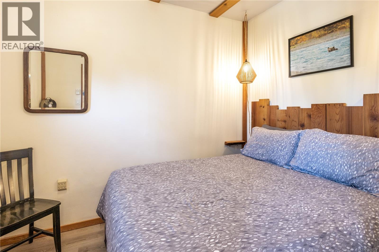 3 1002 Peninsula Rd, Ucluelet