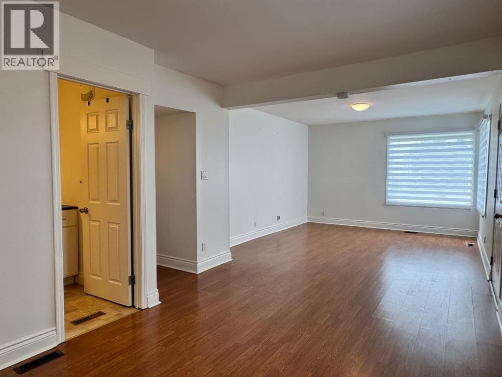 10616 104 Avenue - 20