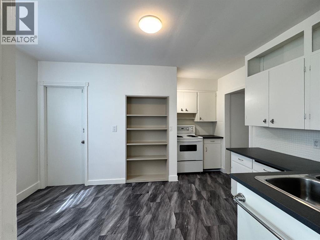 10616 104 Avenue - 5