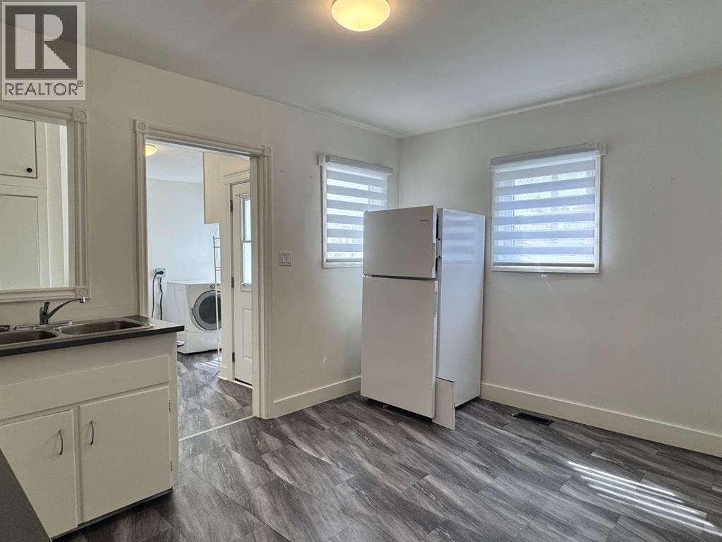 10616 104 Avenue - 12