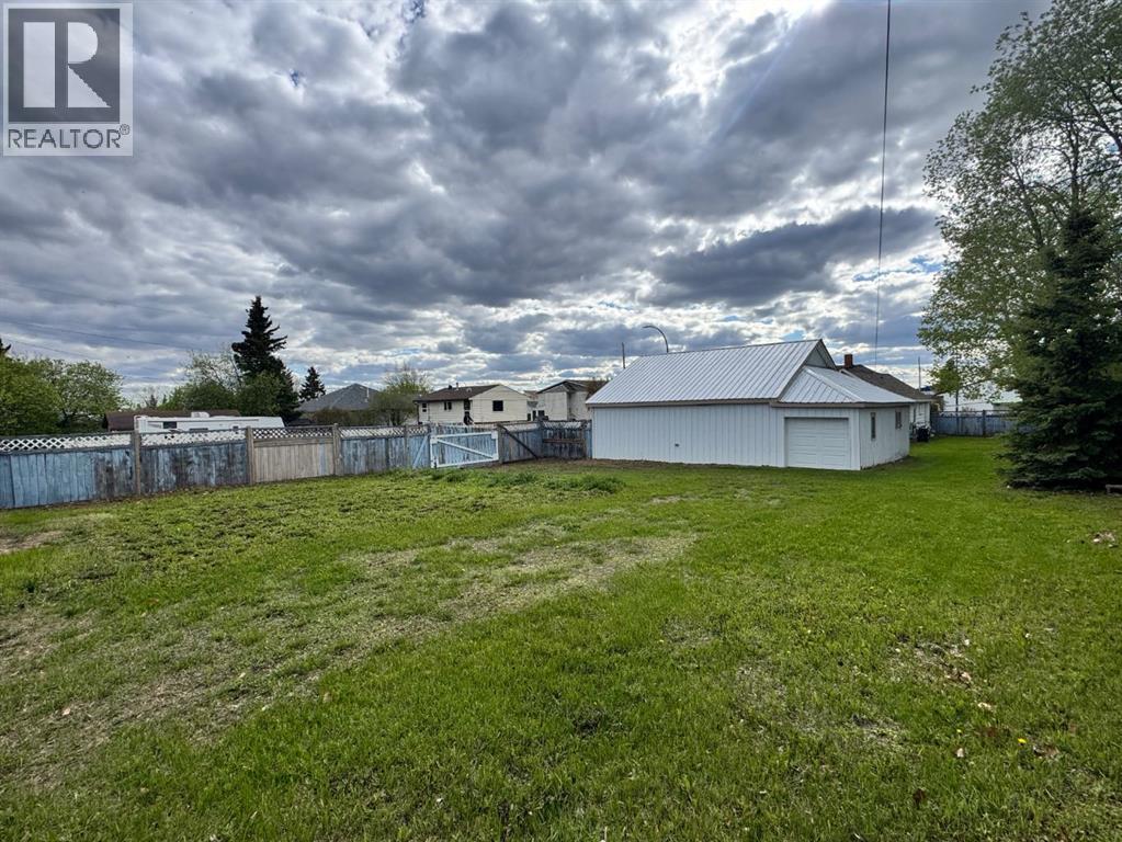 10616 104 Avenue - 31