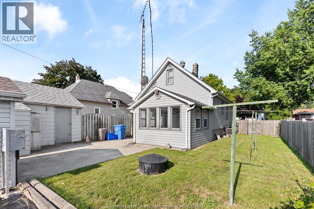 28 WHITE STREET - 17