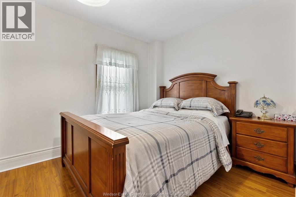28 WHITE STREET - 8
