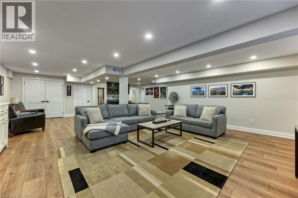 108 WINSTON Street - 24