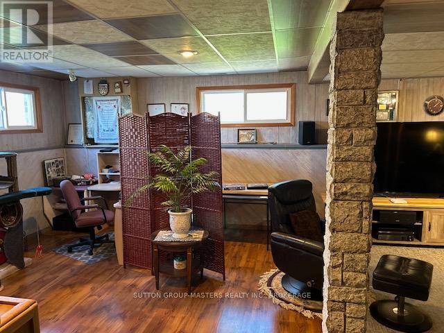 1496 SYDENHAM ROAD - 22